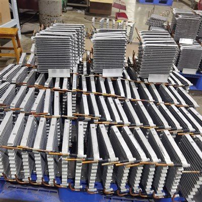Evaporador com aletas push-in